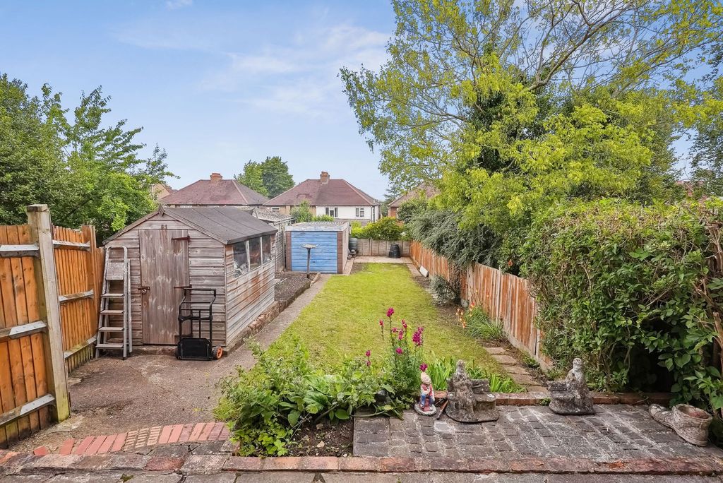Property photo 2 of 11