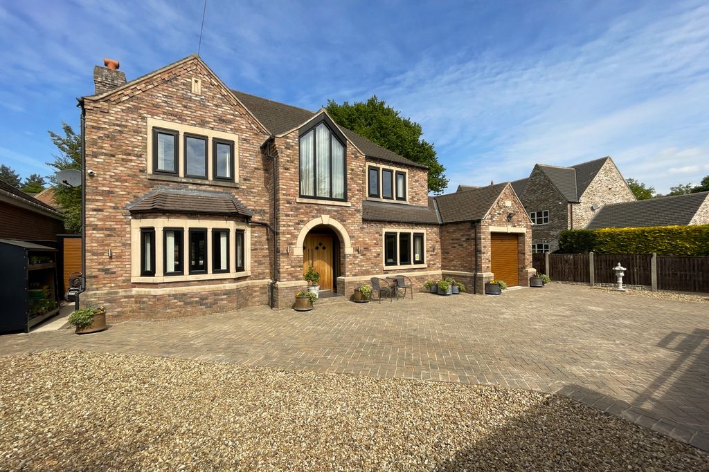 Property photo 1 of 29 1