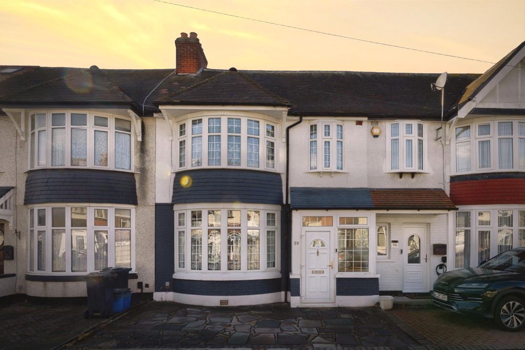 Property photo 1 of 17