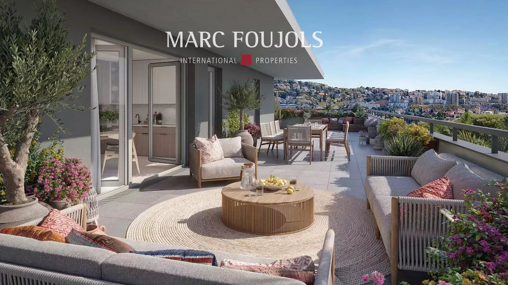 Property photo 1 of 8 Between Sea And Hills - Exceptional T3 In Residence With Swimming Pool