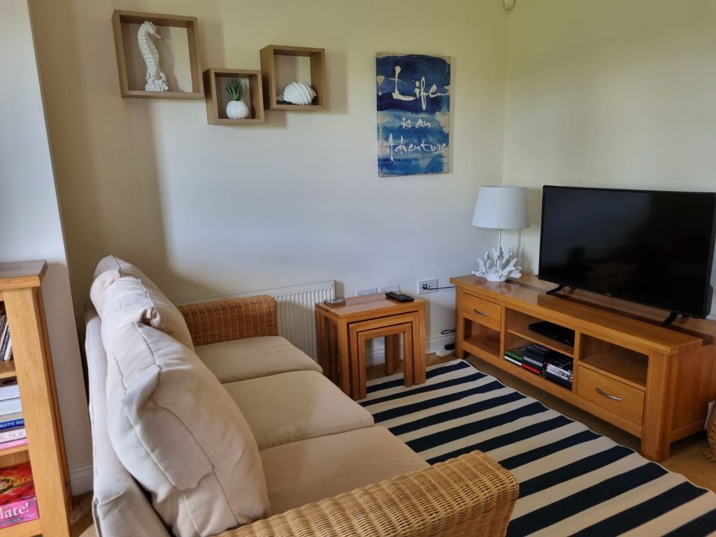 Property photo 2 of 13