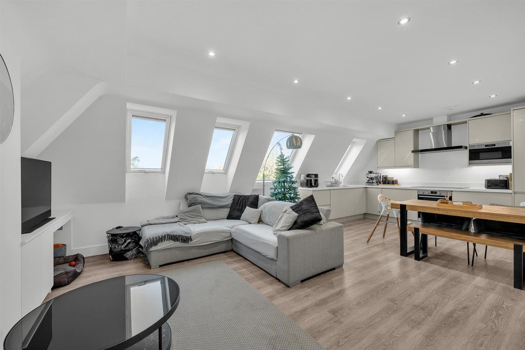 Property photo 1 of 11 Dsc_9788.Jpg