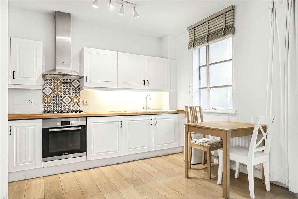 Property photo 1 of 24 Kitchen