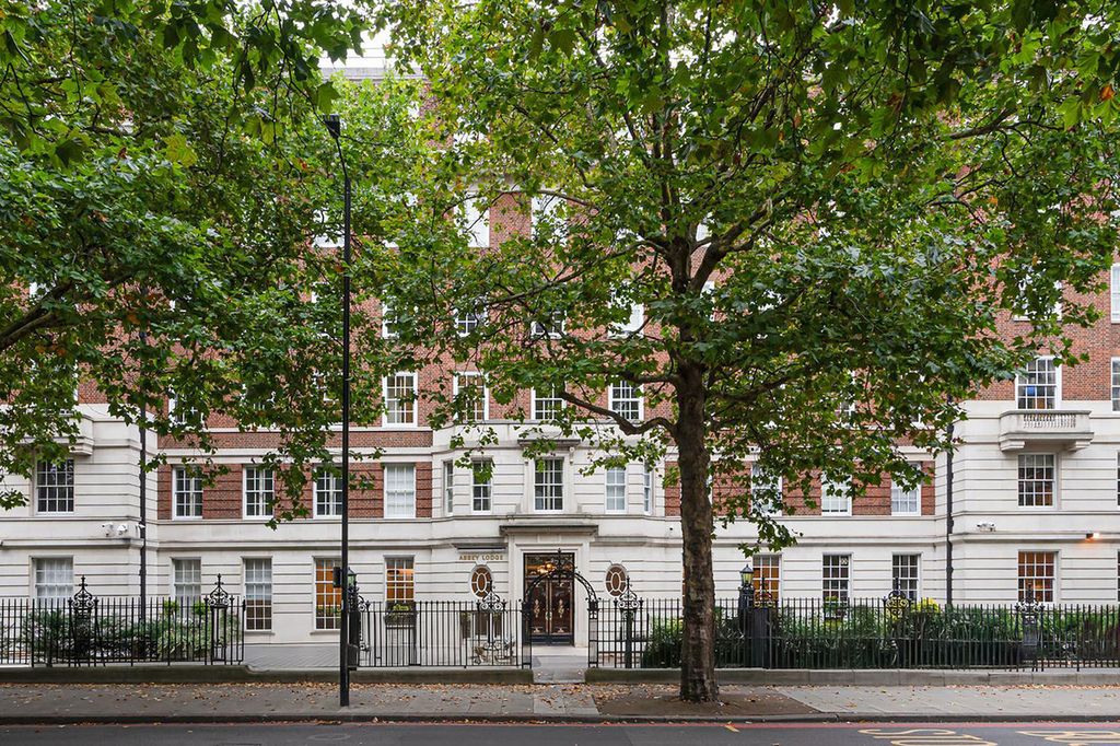 Property photo 2 of 7