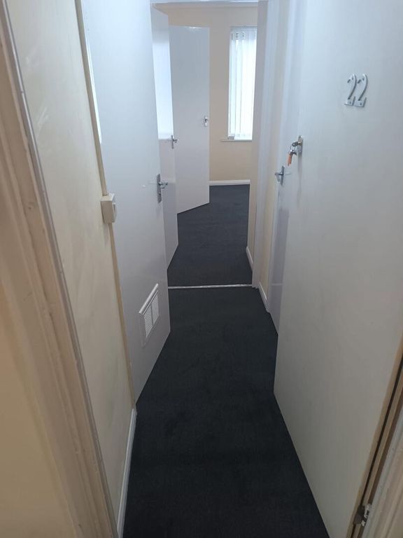 Property photo 3 of 6 Hallway