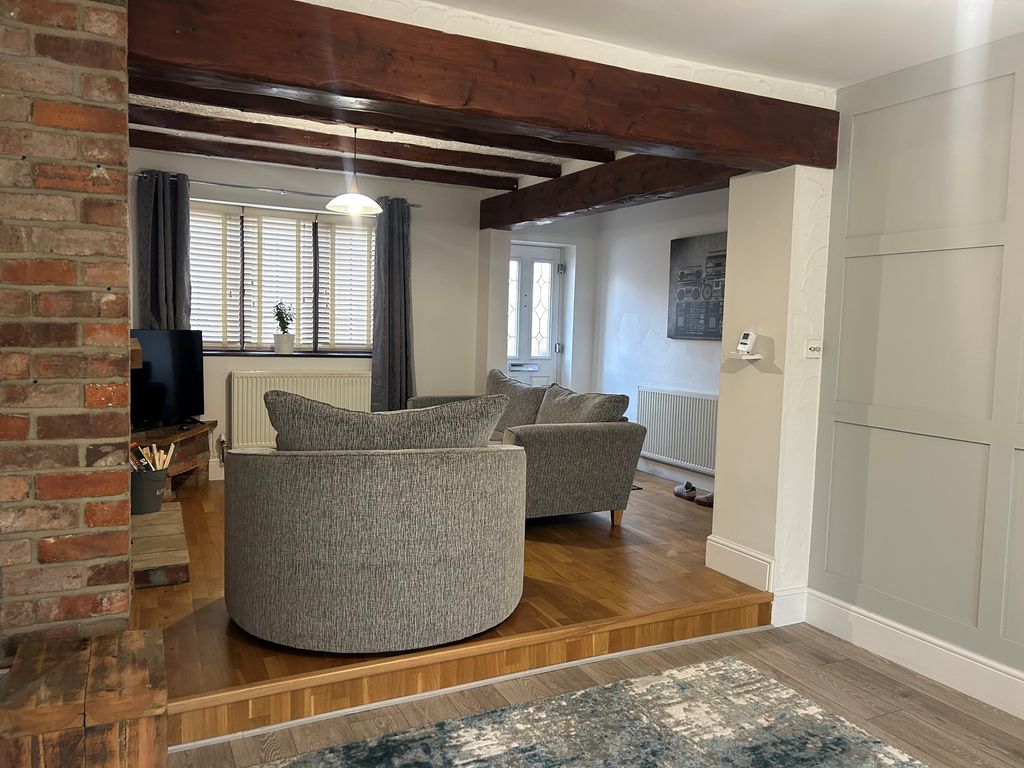 Property photo 3 of 13 Living Room