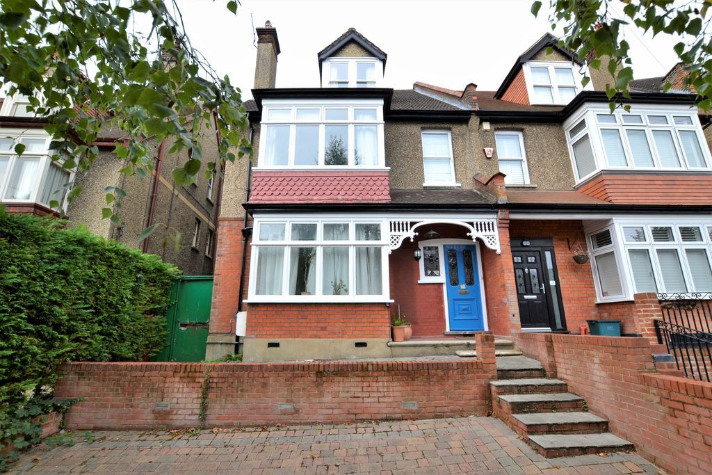 Property photo 1 of 10 External