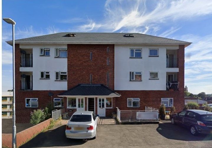 Property photo 1 of 11 Express-House