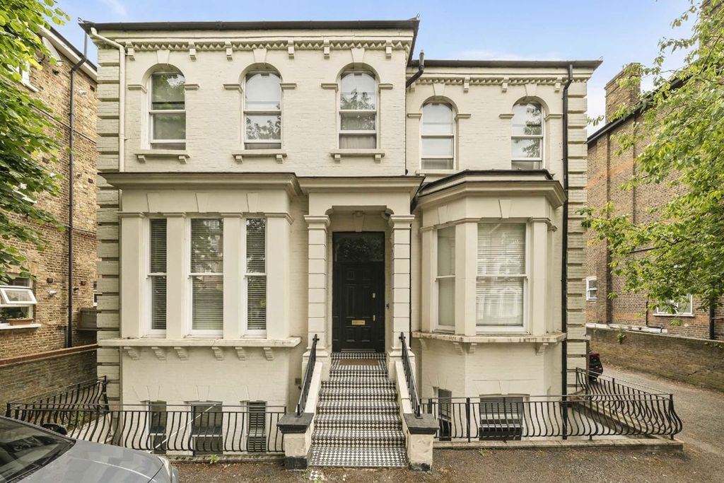 Property photo 1 of 6