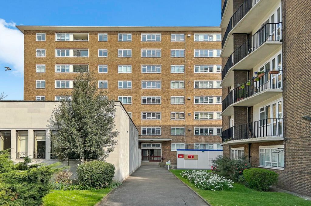 Property photo 1 of 1