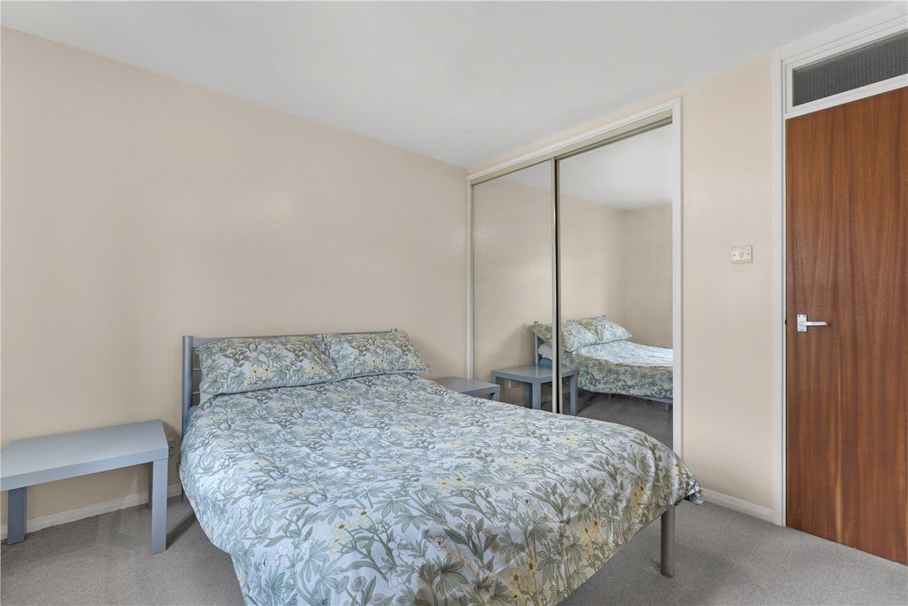 Property photo 1 of 10 Picture No. 03