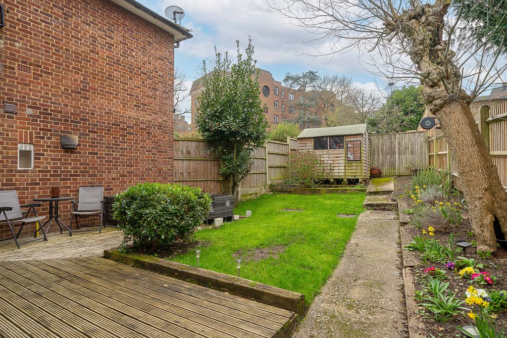 Property photo 2 of 13