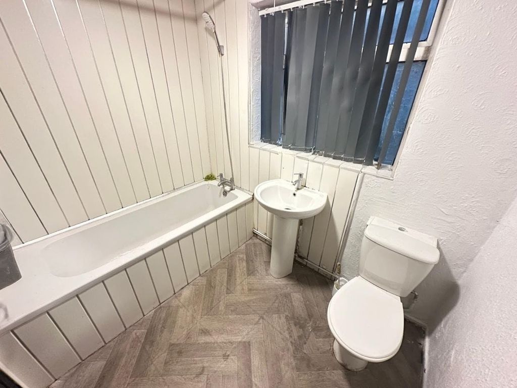 Property photo 3 of 8 5100602