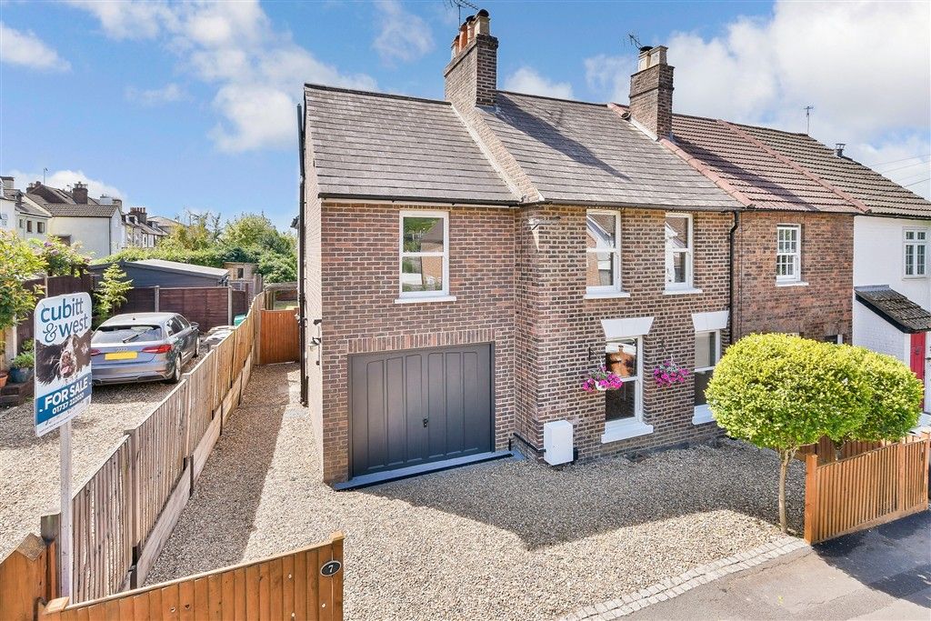 Property photo 3 of 16 External (Brochure)