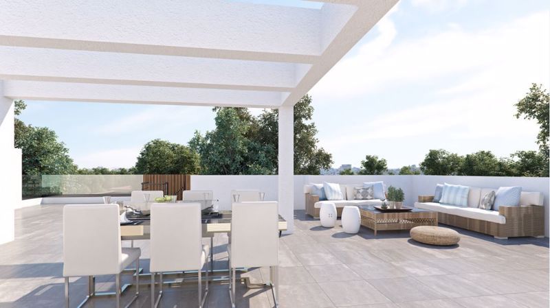 Property photo 3 of 10 Roof Garden -...