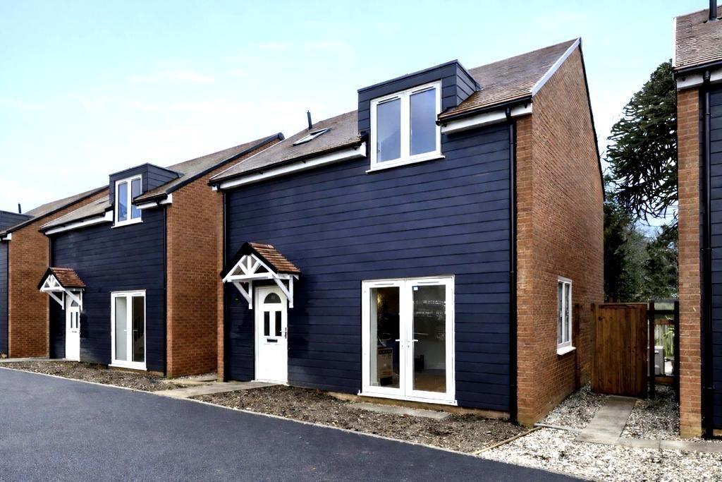 Property photo 1 of 19 Resized_Brightened_Image.Jpeg