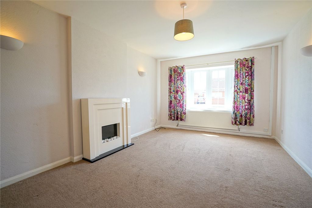 Property photo 2 of 12 Picture No. 04