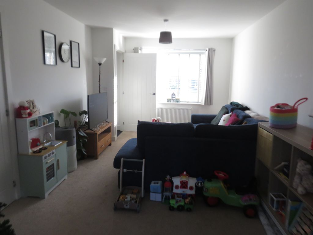 Property photo 2 of 16