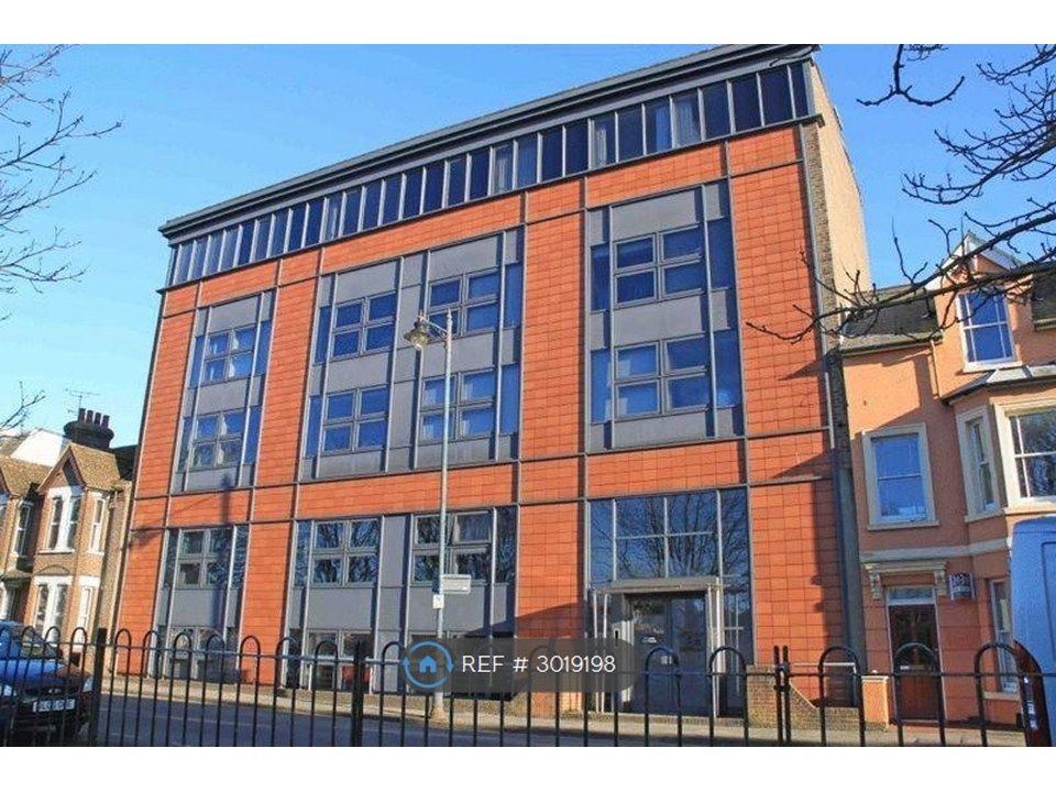 Property photo 2 of 11 Main Building