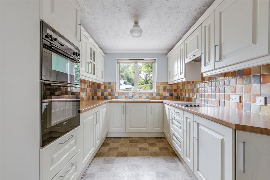 Property photo 2 of 21 Whetstone Court 6-19.Jpg