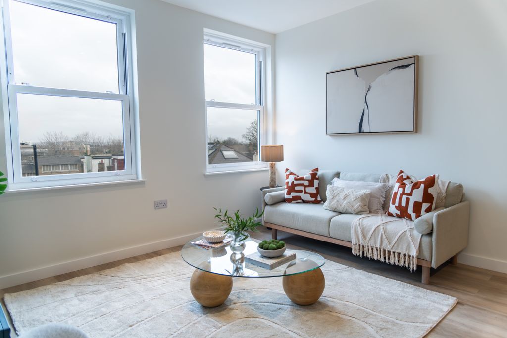 Property photo 3 of 8