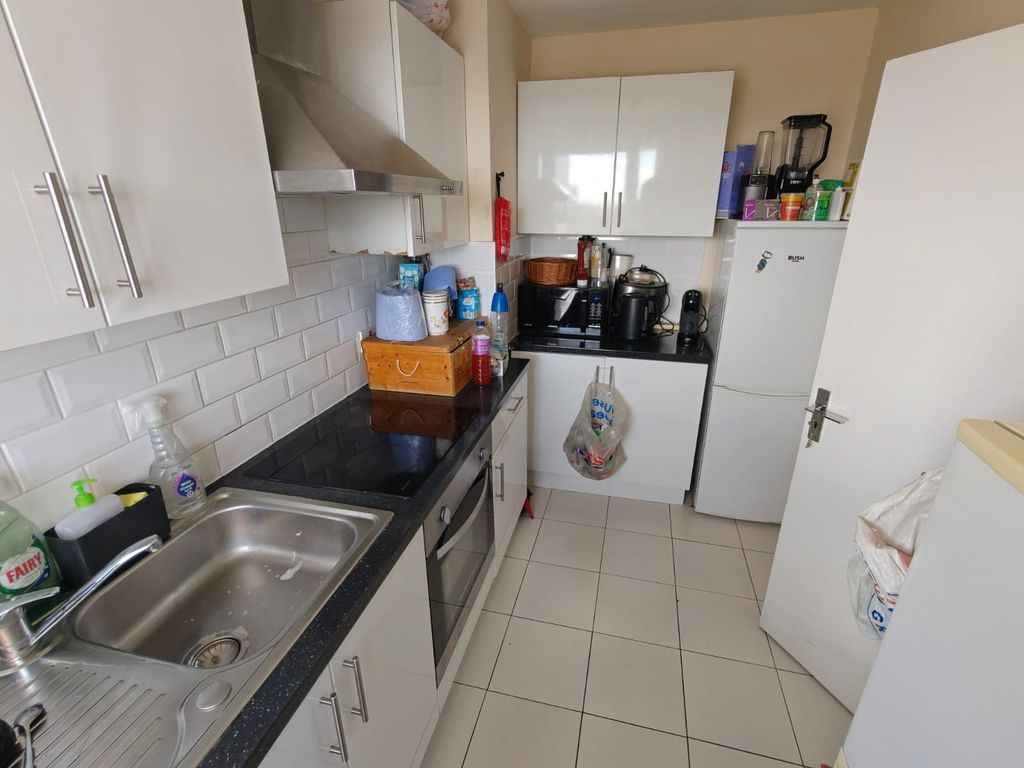 Property photo 3 of 8