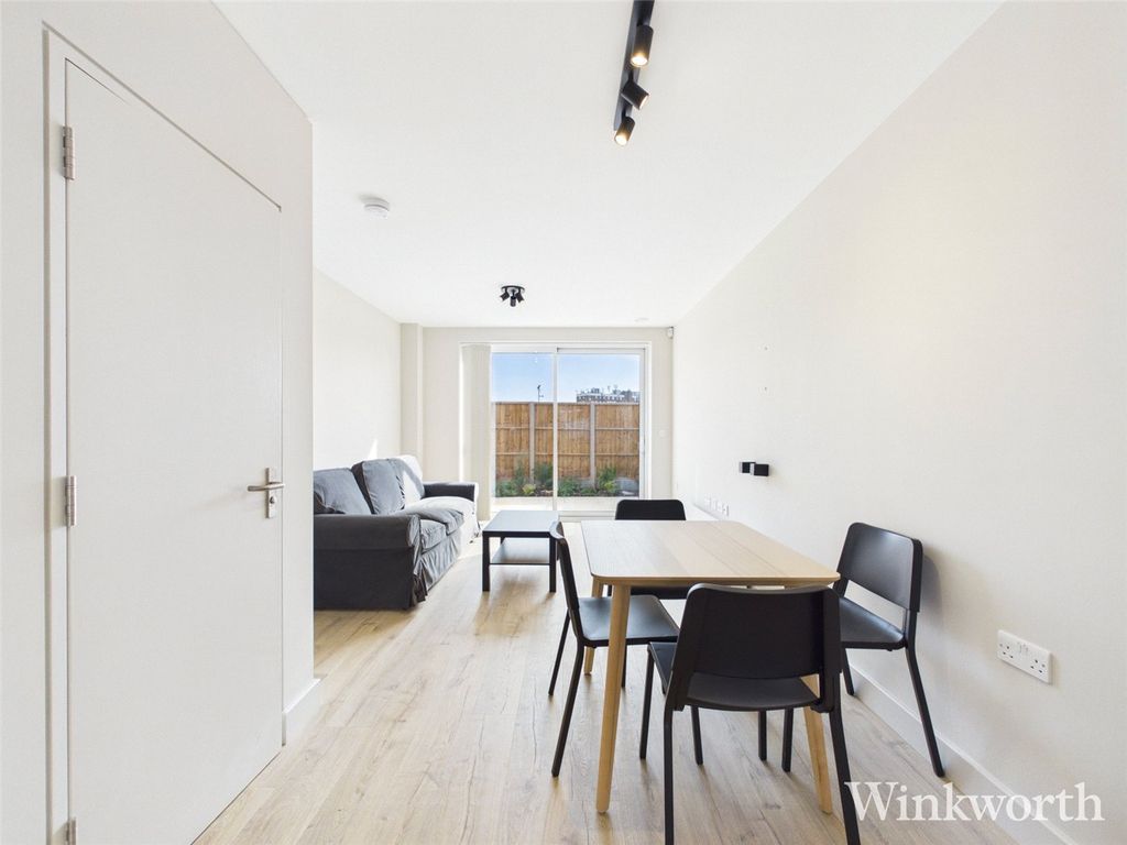Property photo 1 of 17 Picture No. 09