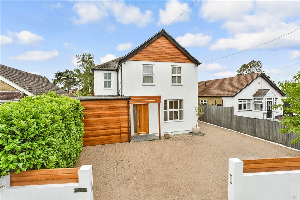 Property photo 1 of 19 External (Brochure)