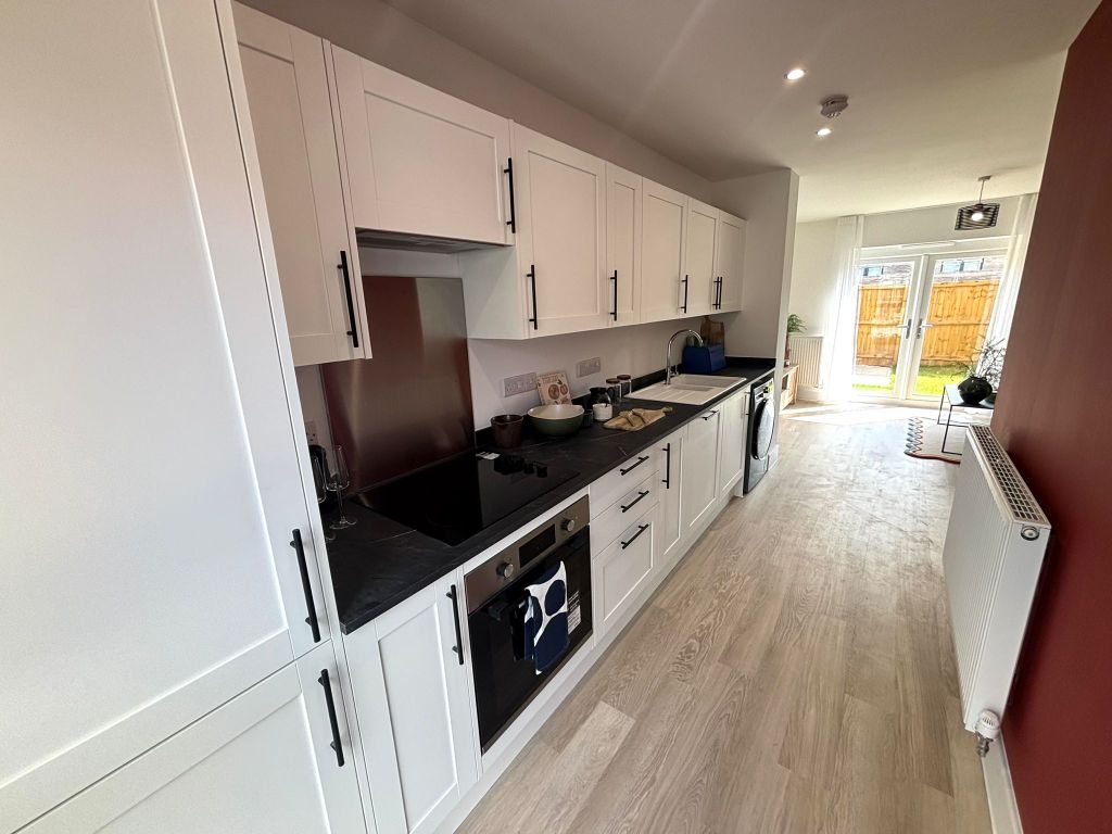 Property photo 1 of 16 Image