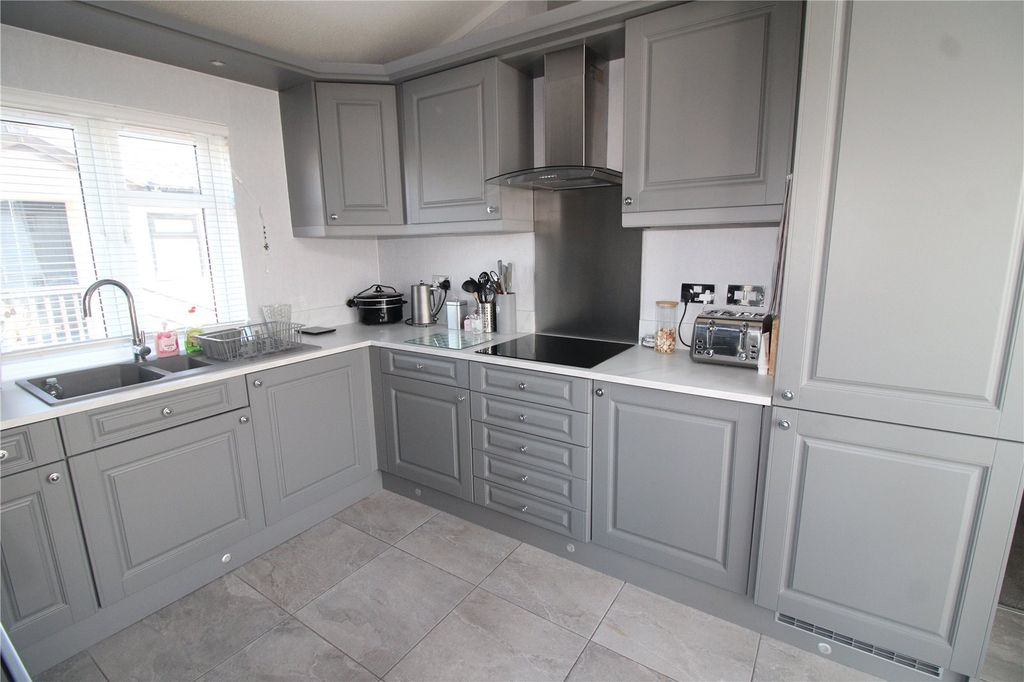 Property photo 3 of 16 Picture No. 07
