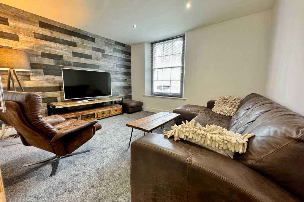 Property photo 3 of 8 Living Room