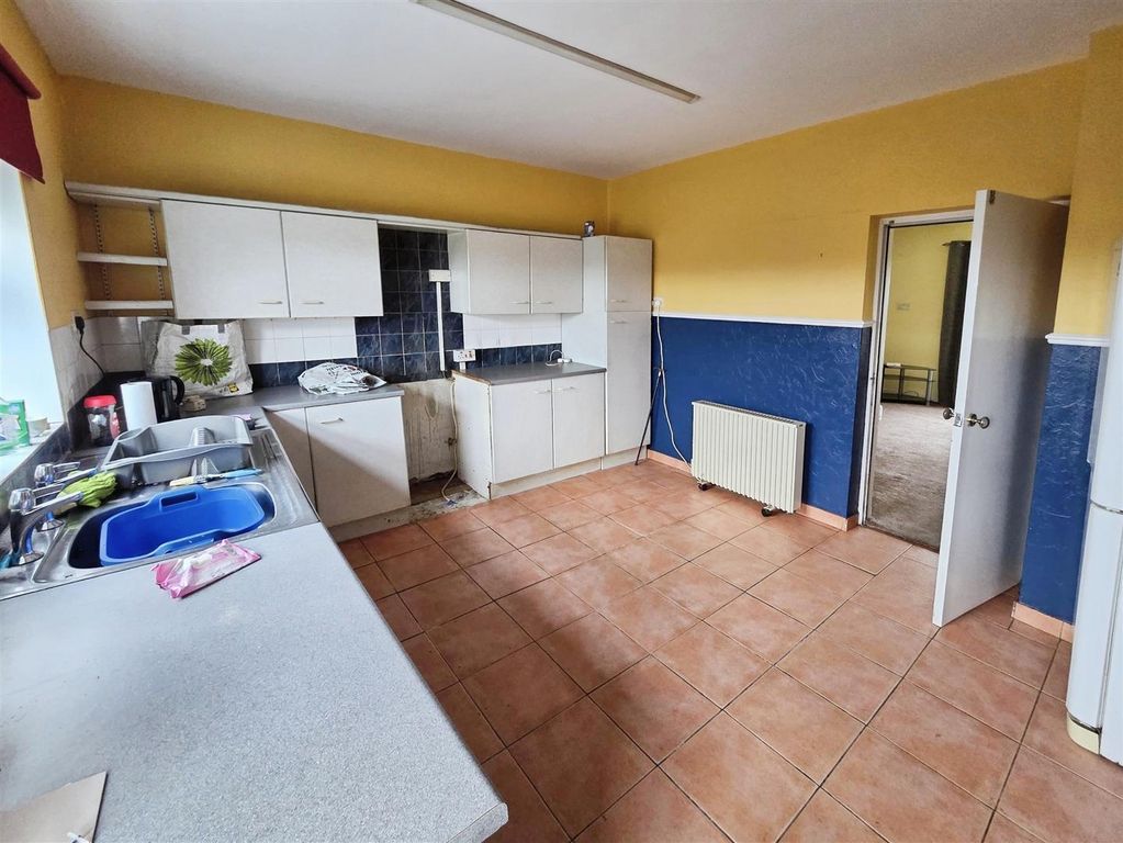 Property photo 3 of 14 B2Afbc3c-Image005 20 283 29.Jpg