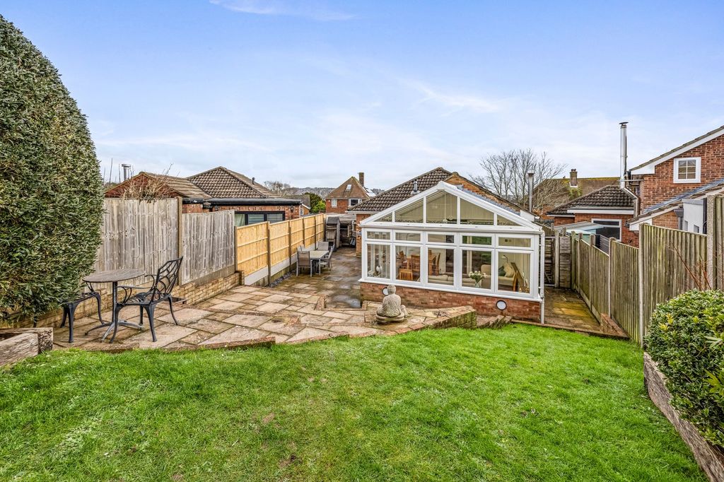 Property photo 2 of 21