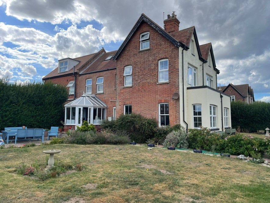 Property photo 1 of 23