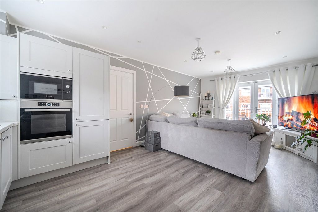 Property photo 3 of 16 Picture No. 20