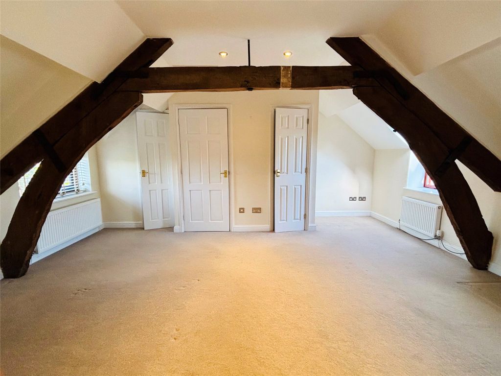 Property photo 2 of 9 Picture No. 15