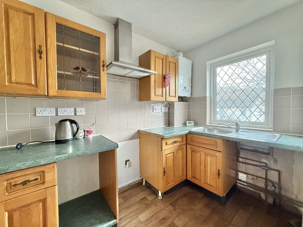 Property photo 3 of 11 Photo 2