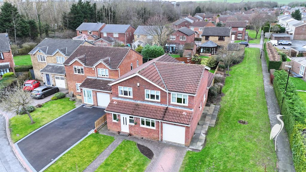 Property photo 1 of 37