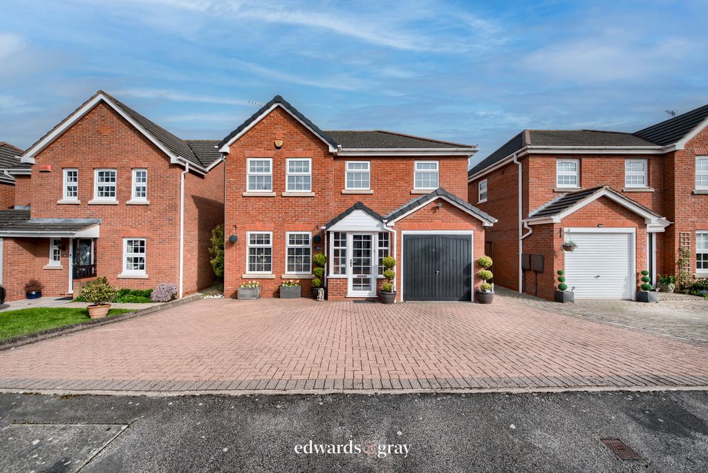 Property photo 1 of 25