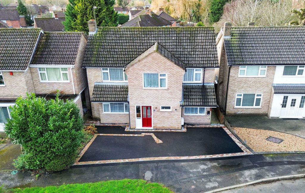 Property photo 1 of 35