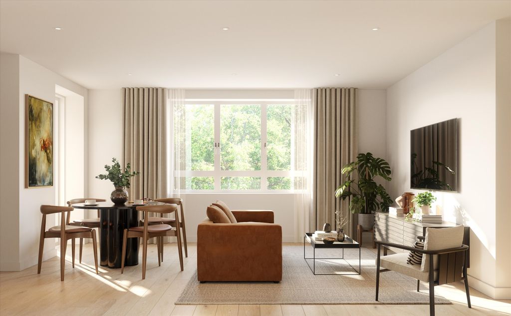 Property photo 3 of 8 Image