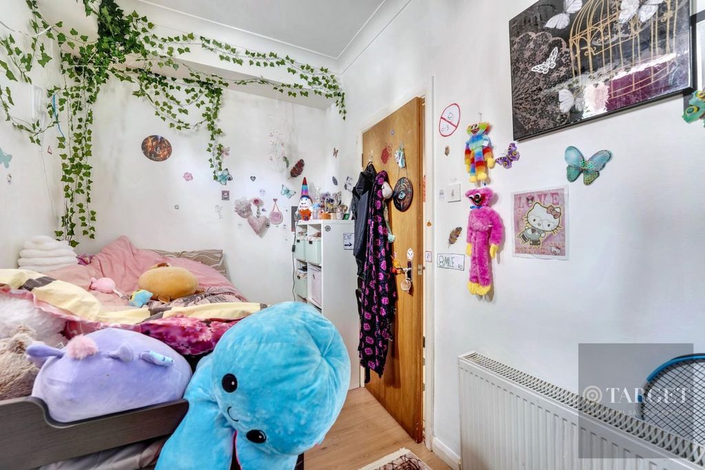 Property photo 2 of 13 Lopen Road-4.Jpg