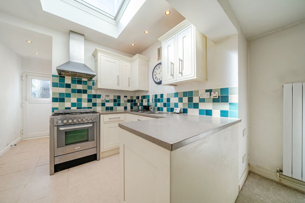 Property photo 2 of 23 Kitchen