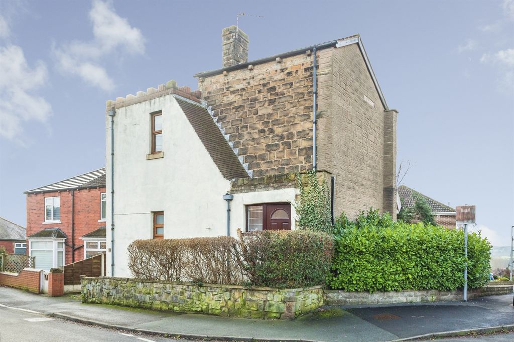 Property photo 1 of 15