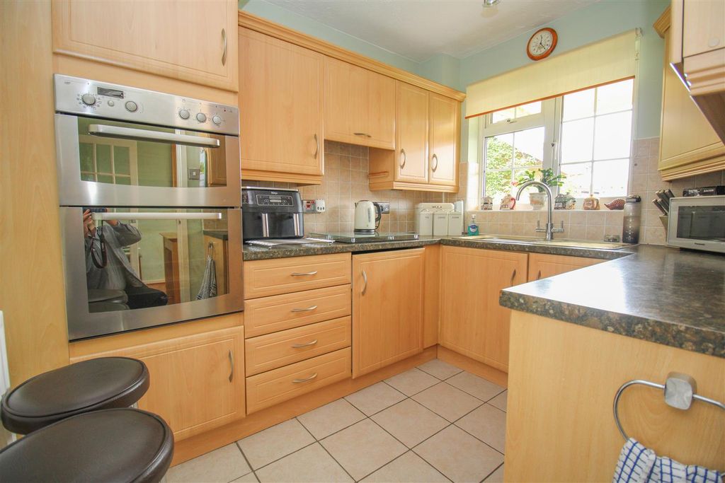 Property photo 3 of 15 Img_1545.Jpg