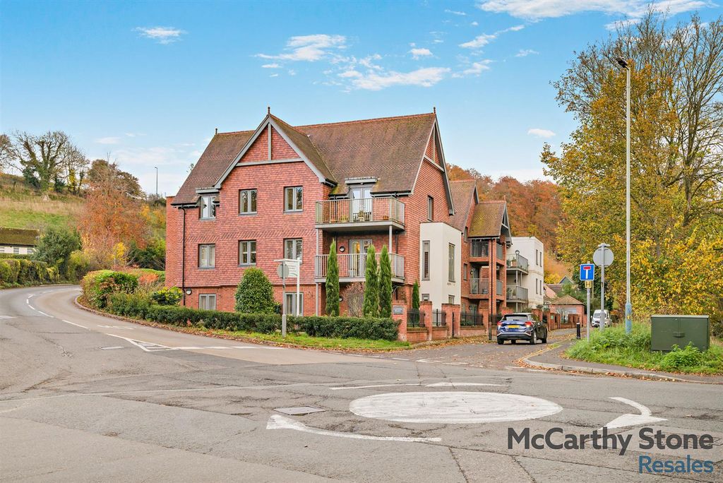 Additional image 5 of 2 bed flat for saleCanning Place, Granham Close, Marlborough SN8