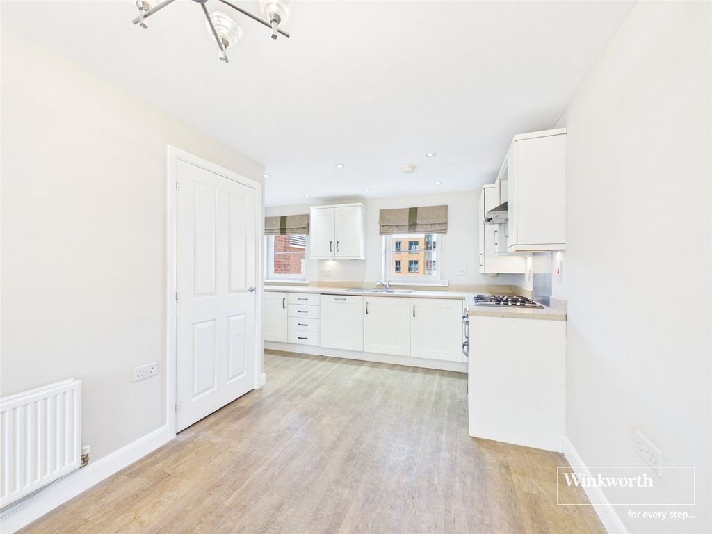 Property photo 3 of 18 Picture No. 33
