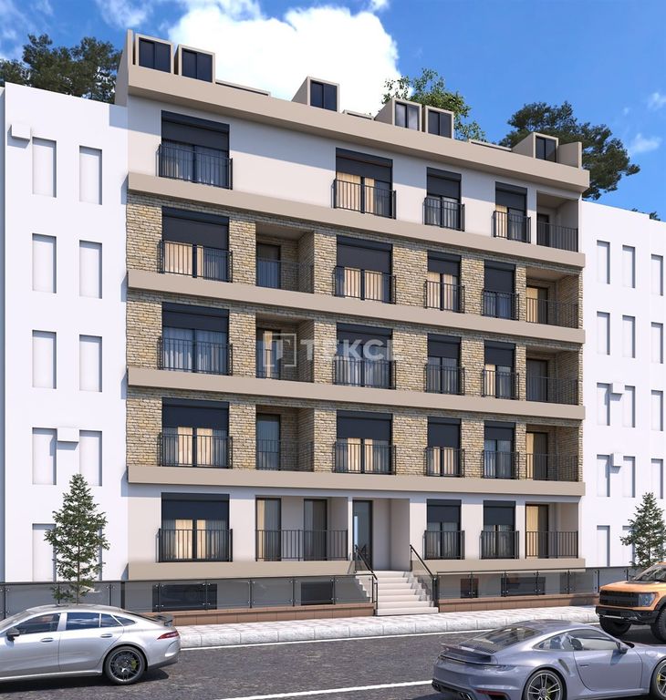 Property photo 1 of 5 Ground Floor Osmanağa Kadıköy İstanbul