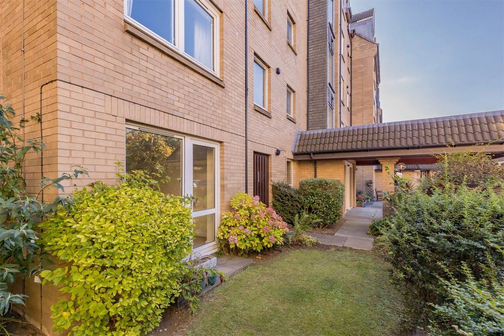 Property photo 2 of 14 Picture No. 10