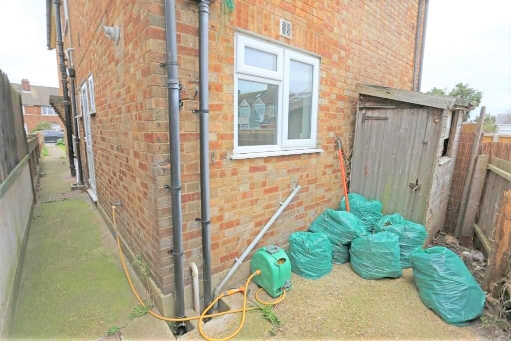 Property photo 2 of 7 Gallery